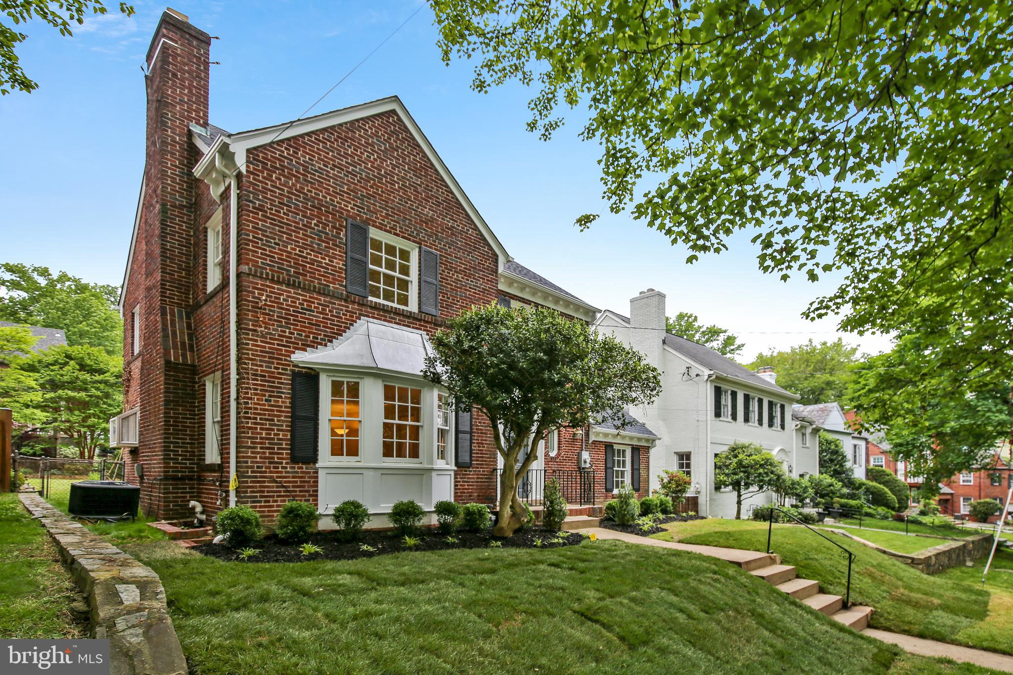 1650 Primrose Road Northwest Washington, DC 20012 - Photo 3 of 40 Front