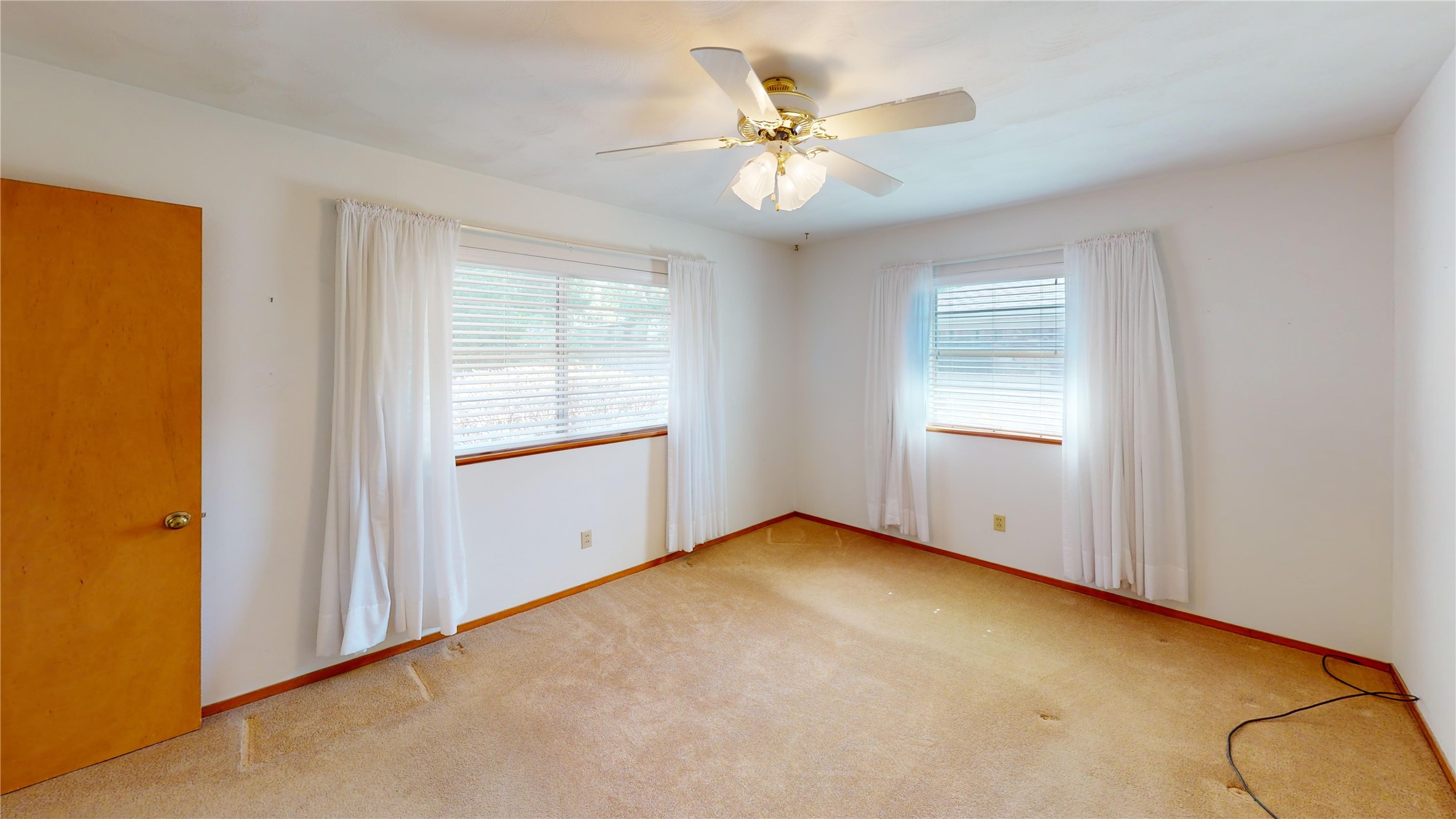 613 Southside Drive Angleton, TX 77515 - Photo 15 of 41