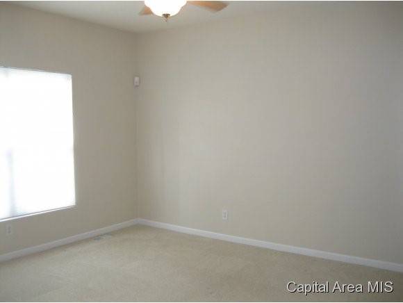 2919 South Meadowbrook Road, Unit 8 Springfield, IL 62711 - Photo 8 of 14