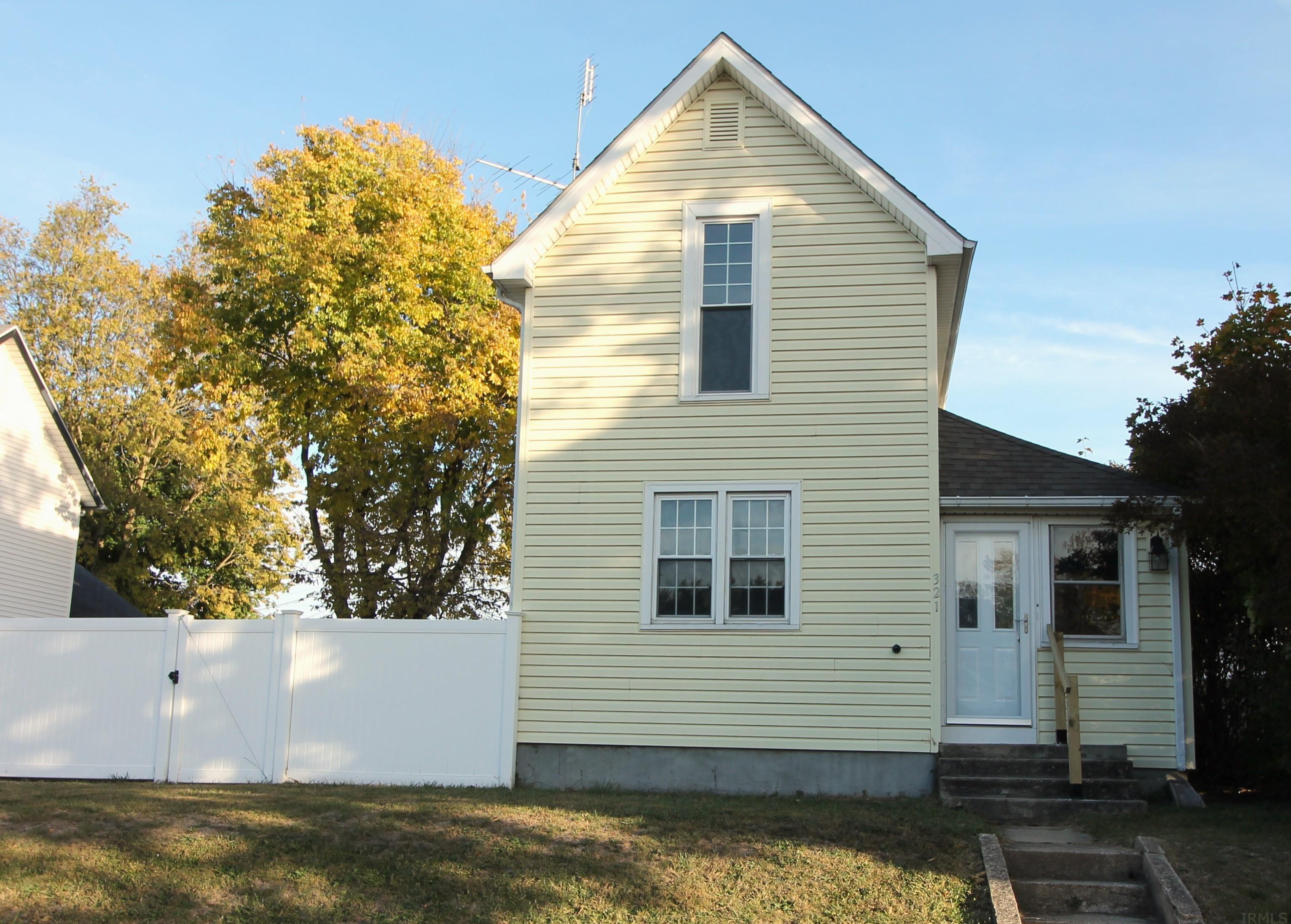 321 East South C Street Gas City, IN 46933 - Photo 1 of 27