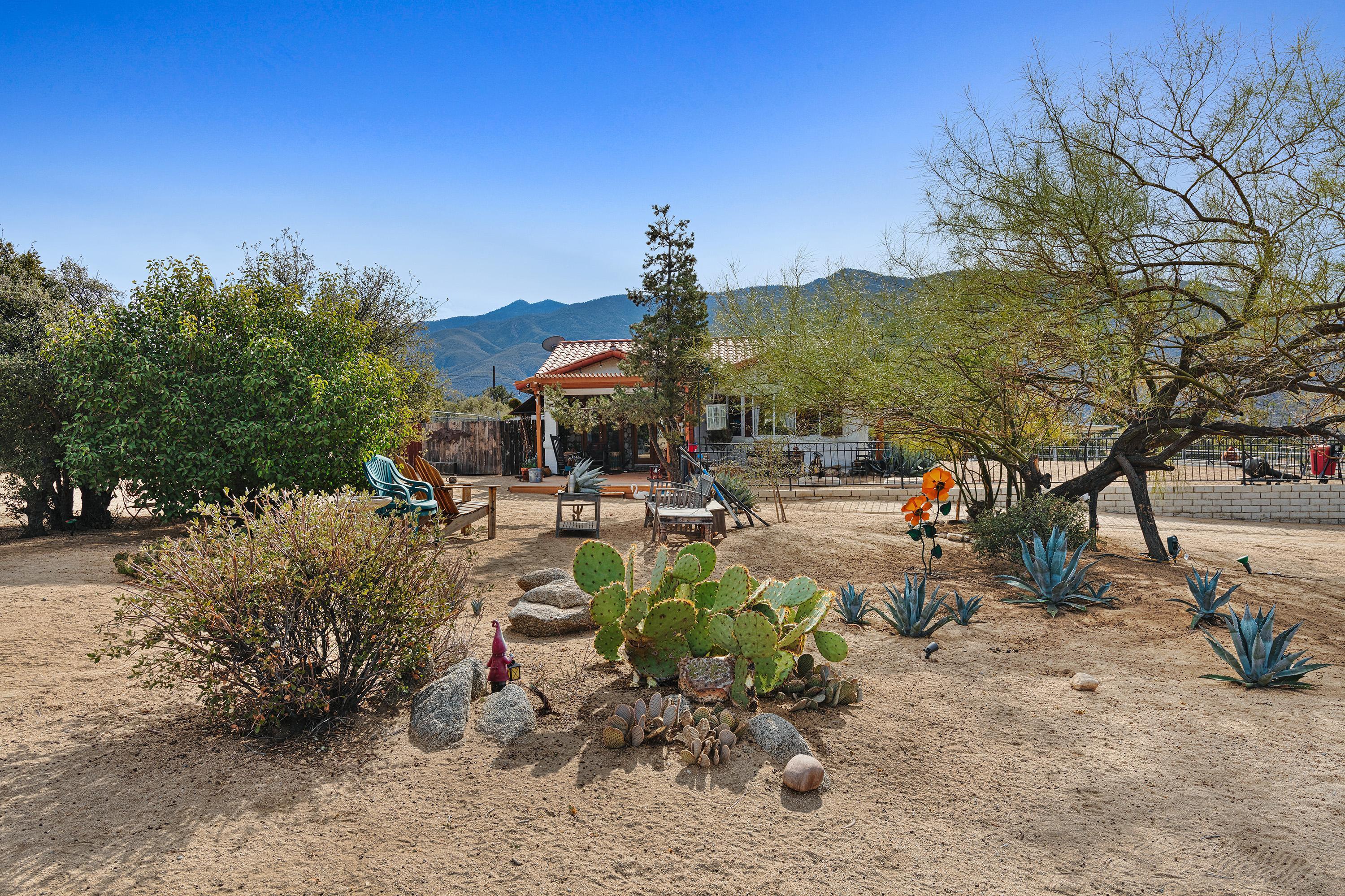 68817 Delemont Mountain Center, CA 92561 - Photo 4 of 32 0406