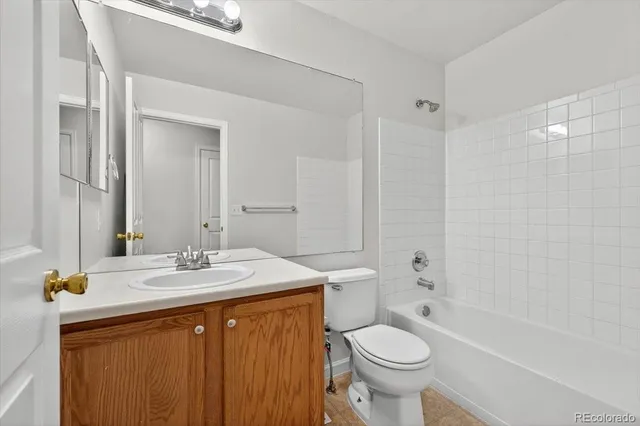 $2,675 | 5241 Helena Street, Denver, CO 80239