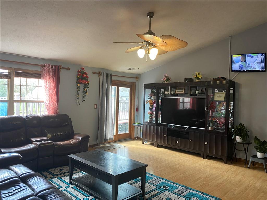 7802 5 Points Road Indianapolis, IN 46259 - Photo 3 of 21 Gallery Image 3