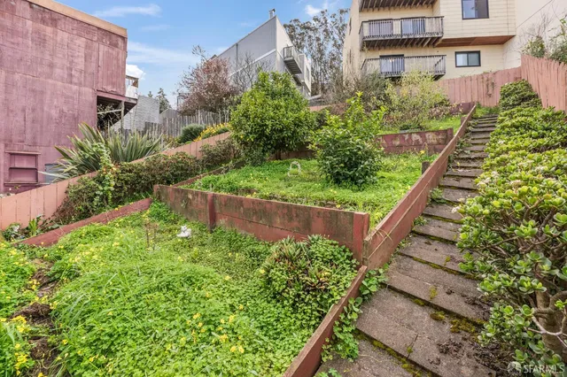 $850,000 | 307 De Long Street, San Francisco, CA 94112