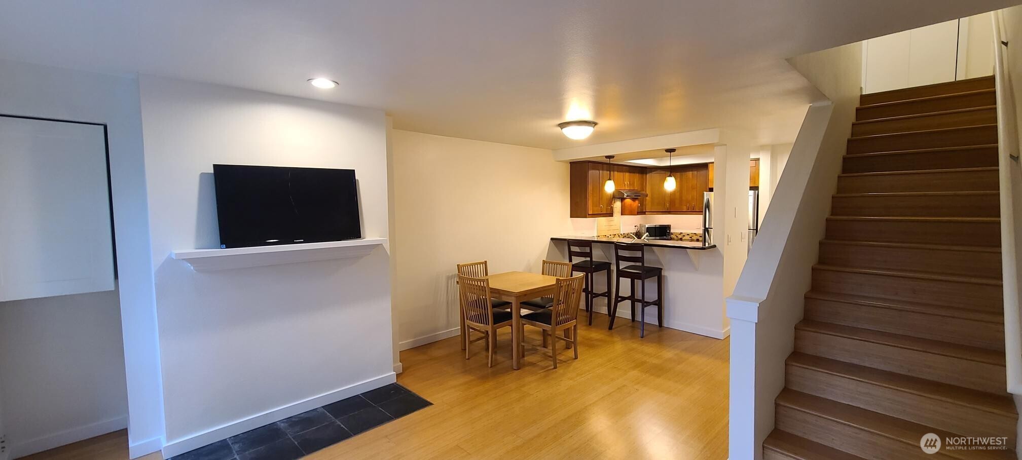 1817 11th Avenue West, Unit F Seattle, WA 98119 - Photo 2 of 20