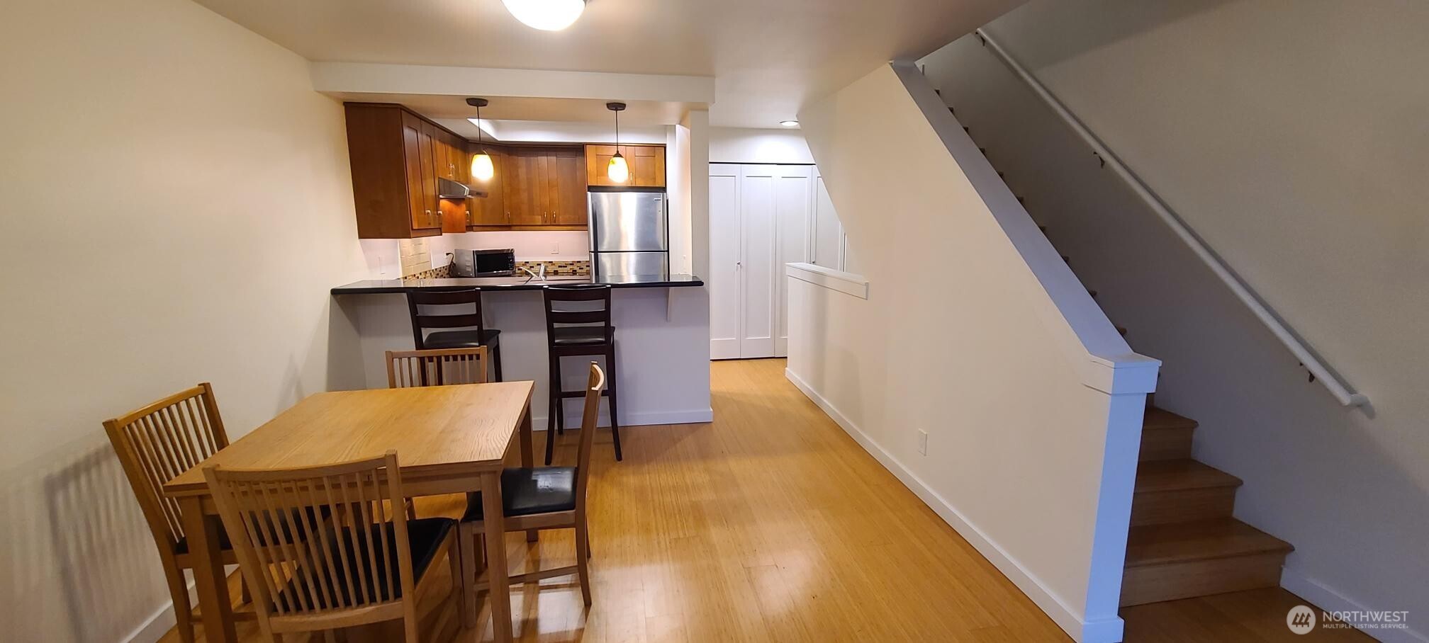 1817 11th Avenue West, Unit F Seattle, WA 98119 - Photo 3 of 20