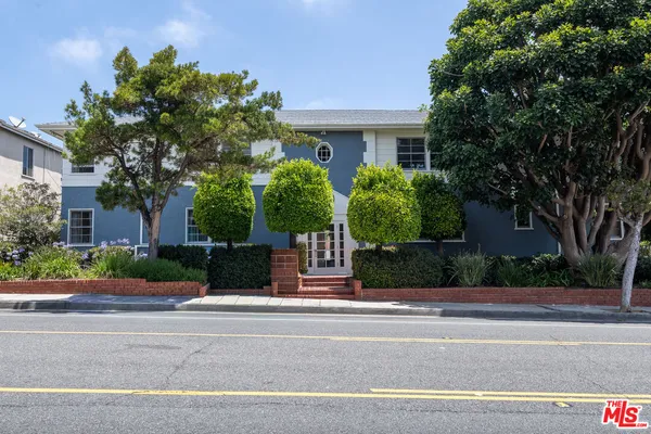 $3,295 | 1133 26th Street, Unit A, Santa Monica, CA 90403