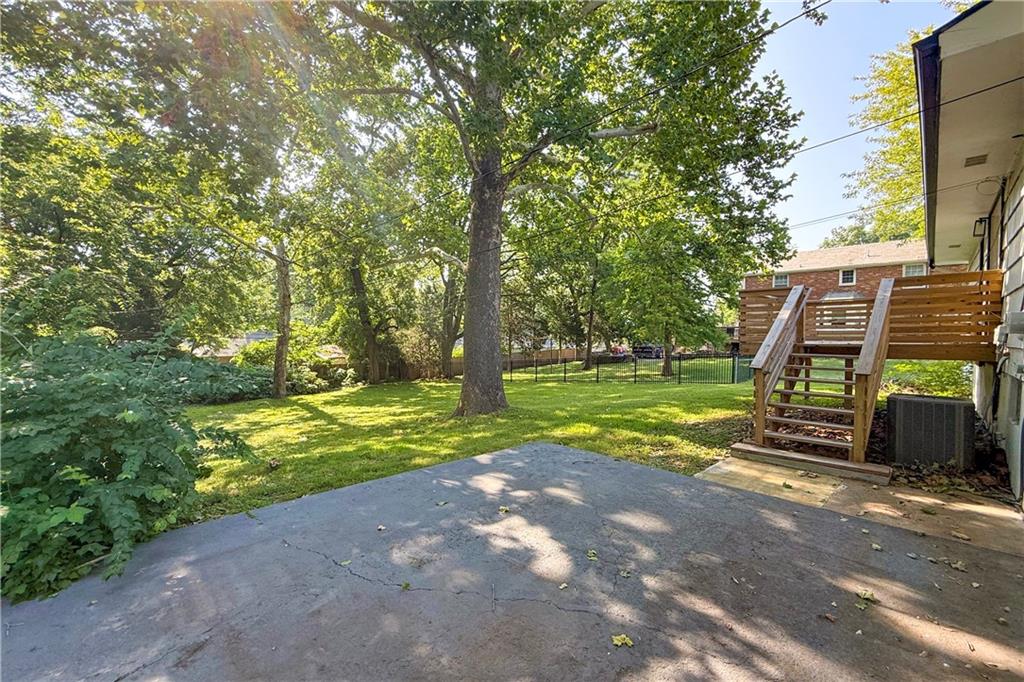 7733 Mission Road Prairie Village, KS 66208 - Photo 28 of 31