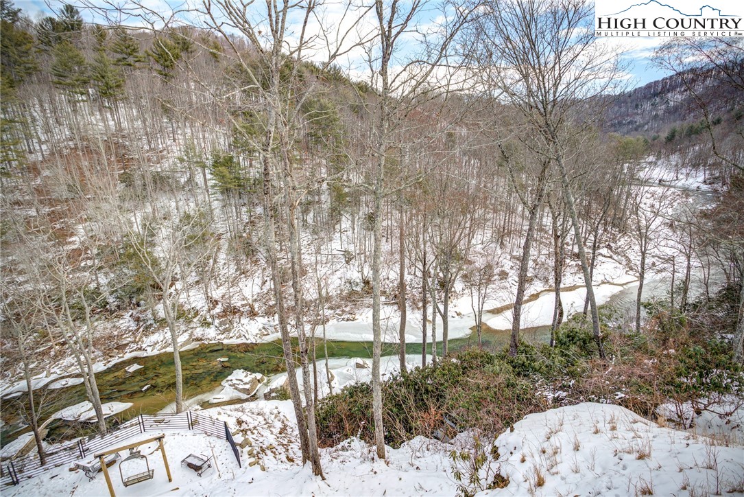 389 Auborn Trivette Road Sugar Grove, NC 28679 - Photo 45 of 49 a view of a backyard of the house