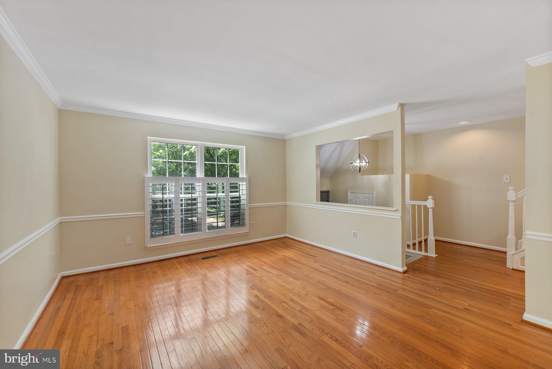 6107 Good Hunters Ride Columbia, MD 21045 - Photo 6 of 35 Living Room