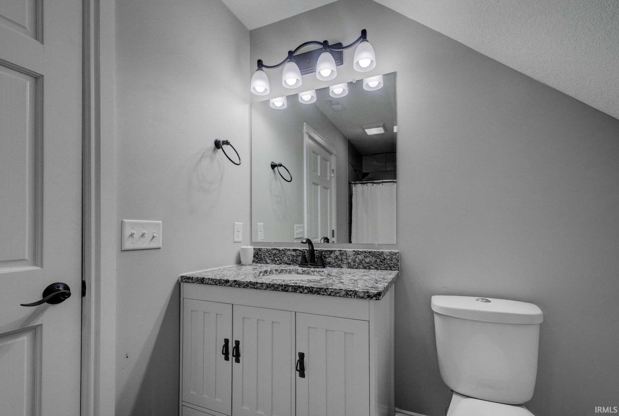 802 Lavina Street Fort Wayne, IN 46802 - Photo 27 of 36