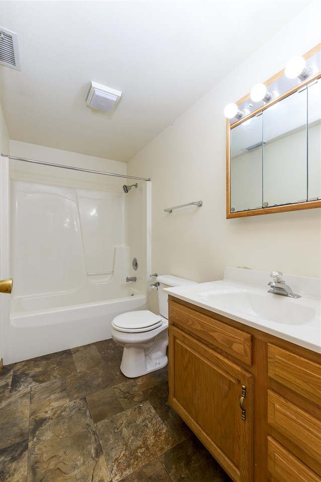 10218 108th Street West Taylor Ridge, IL 61284 - Photo 17 of 23 Gallery Image 17