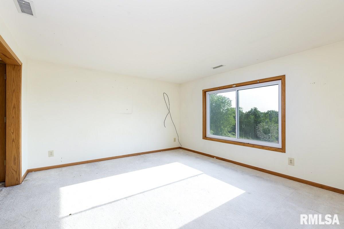 10218 108th Street West Taylor Ridge, IL 61284 - Photo 20 of 23 Gallery Image 20