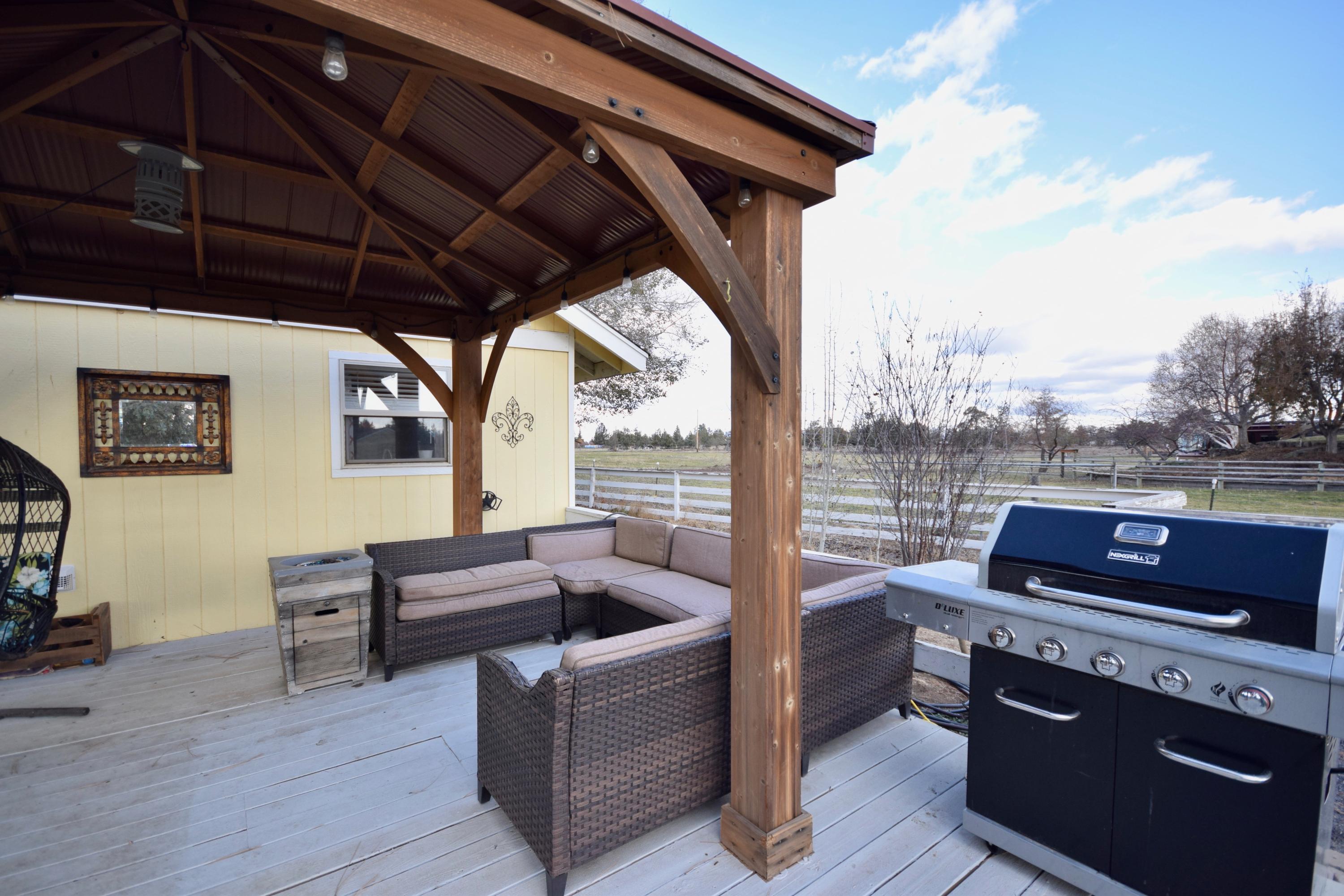 22169 Nelson Road Bend, OR 97701 - Photo 24 of 42 a view of outdoor space with seating