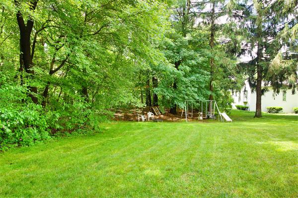 46 Donald Road Burlington, MA 01803 - Photo 2 of 25 Gallery Image 2