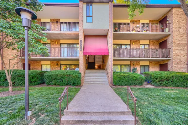 $189,900 | 13215 Dairymaid Drive, Unit 7, Germantown, MD 20874