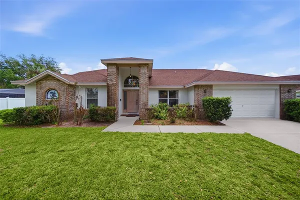 $580,000 | 2305 Marseille Court, Valrico, FL 33596