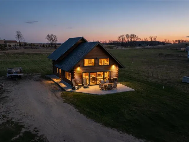 $440,000 | 25156 204th Street, Long Prairie, MN 56347