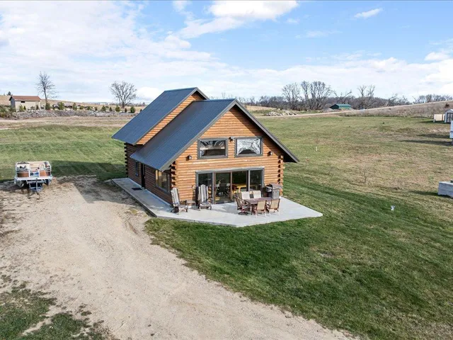 $440,000 | 25156 204th Street, Long Prairie, MN 56347