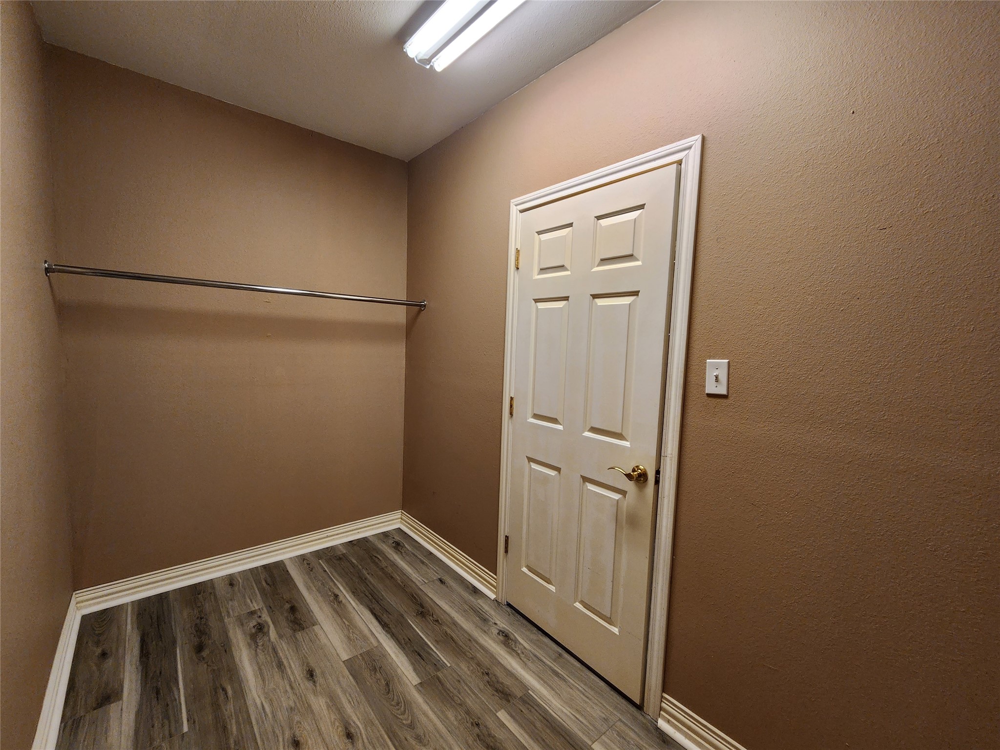 115 Oak Colony Drive Angleton, TX 77515 - Photo 38 of 45