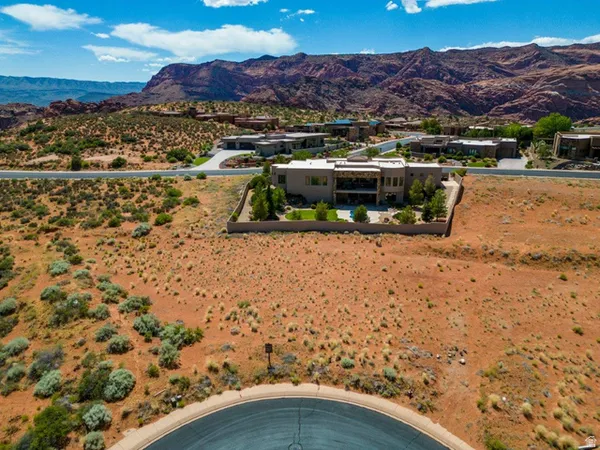 $349,000 | Basalt Cir Street, Unit 1027, St. George, UT 84770