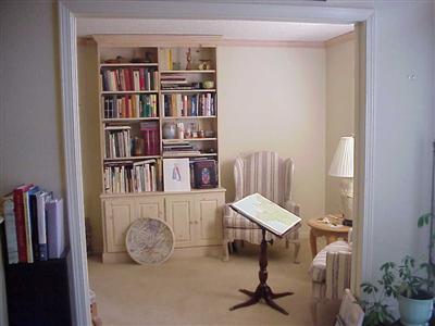 1435 Muir Place Rohnert Park, CA 94928 - Photo 3 of 4 Sitting room (4th bedroom) with built-in bookshelf.