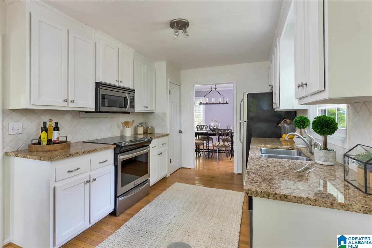 1517 Saulter View Road Birmingham, AL 35209 - Photo 11 of 30