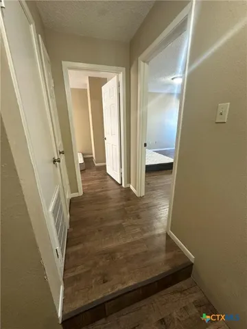 $1,250 | 207 Palmwood Drive, Unit 2, Victoria, TX 77901