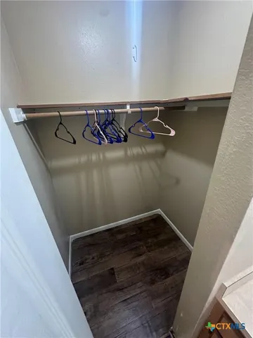 $1,250 | 207 Palmwood Drive, Unit 2, Victoria, TX 77901