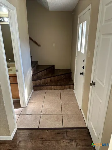 $1,250 | 207 Palmwood Drive, Unit 2, Victoria, TX 77901