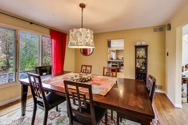 $975,000 | 11515 Burr Oak Lane, Burr Ridge, IL 60527