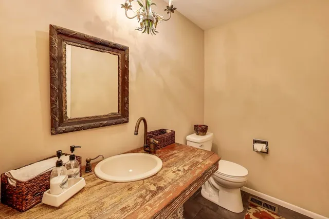 $975,000 | 11515 Burr Oak Lane, Burr Ridge, IL 60527