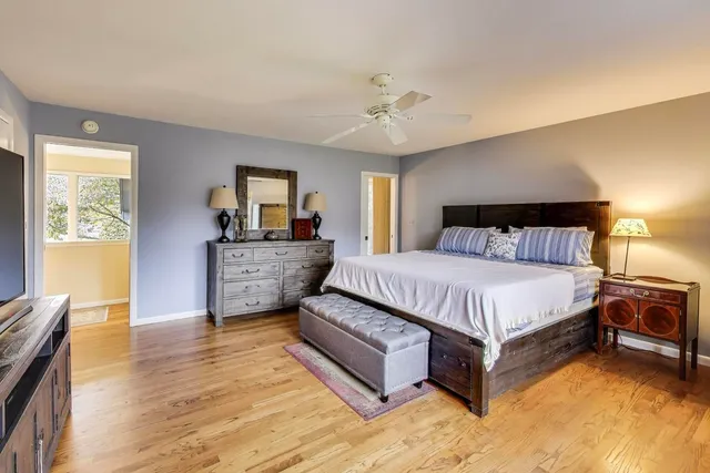 $975,000 | 11515 Burr Oak Lane, Burr Ridge, IL 60527