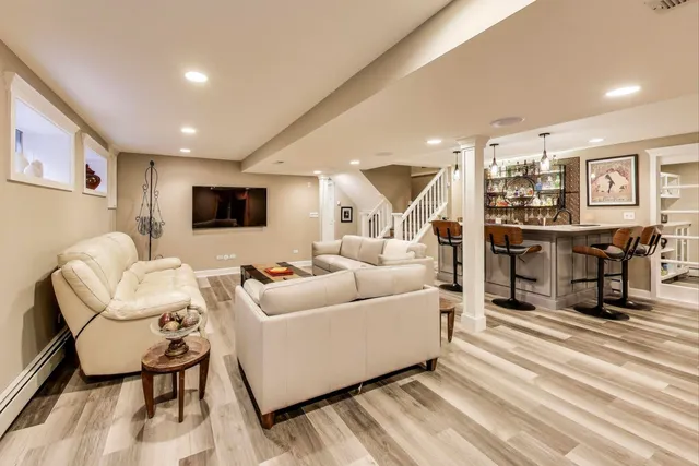 $975,000 | 11515 Burr Oak Lane, Burr Ridge, IL 60527