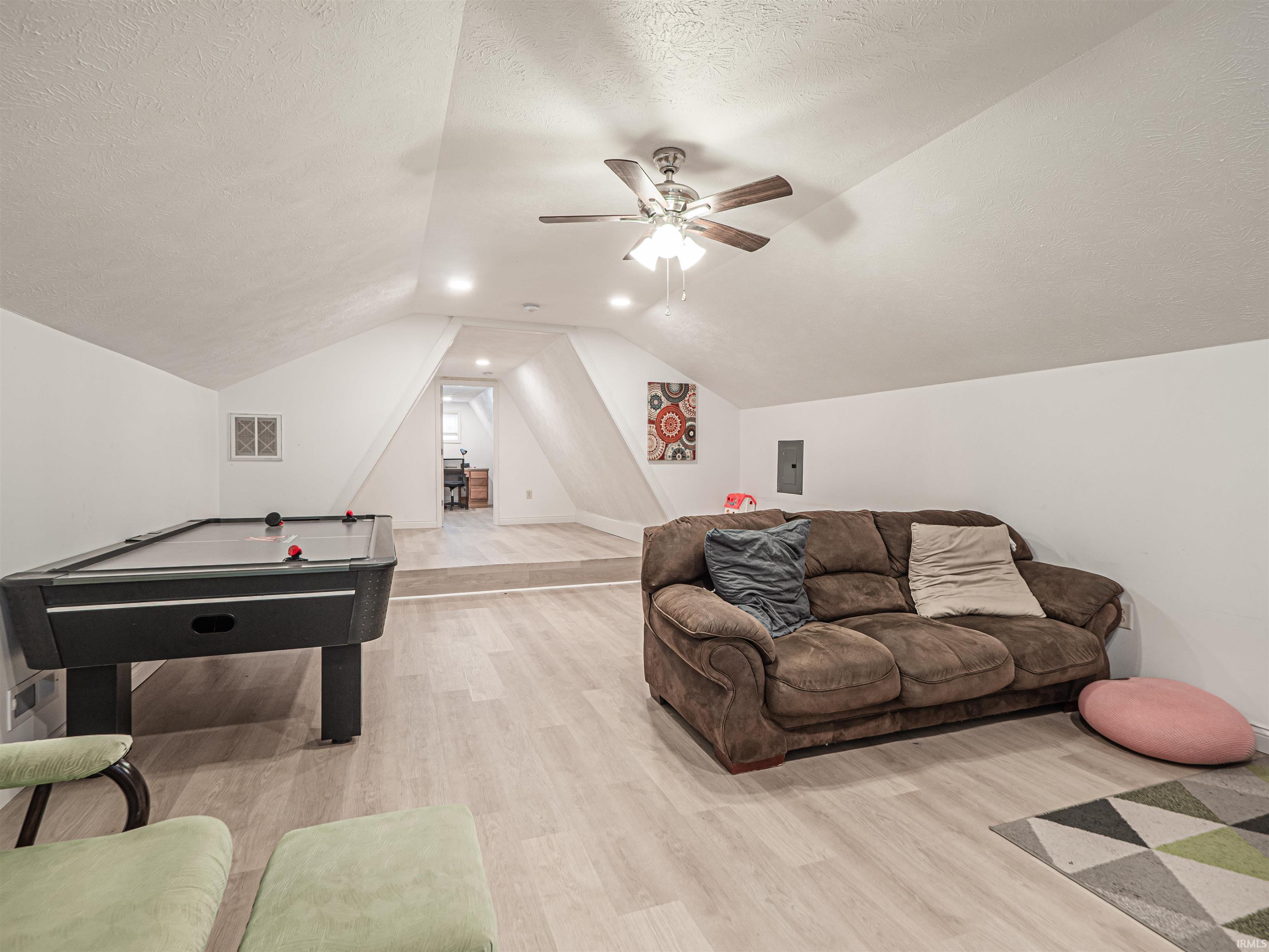 1500 South Pelzer Road Boonville, IN 47601 - Photo 22 of 32 Gallery Image 22