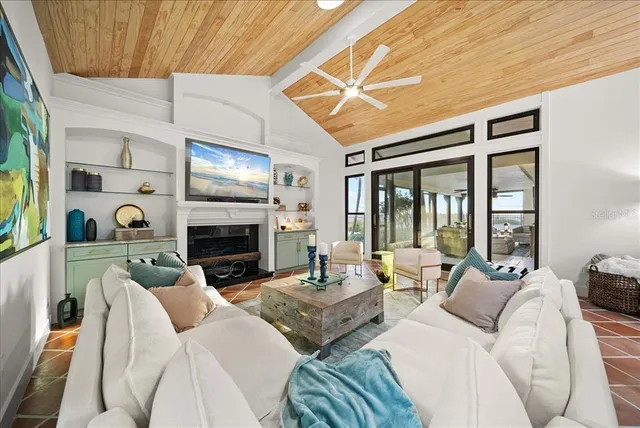 $1,999,000 | 718 Golden Beach Boulevard, Unit 1, Venice, FL 34285