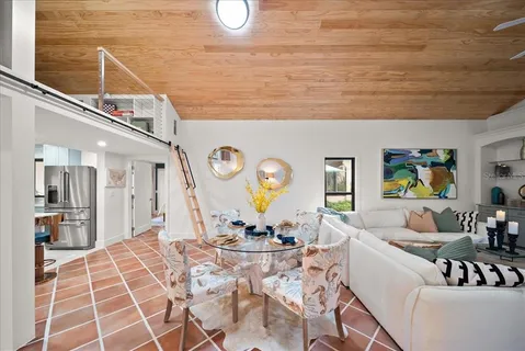 $2,199,000 | 718 Golden Beach Boulevard, Unit 1, Venice, FL 34285