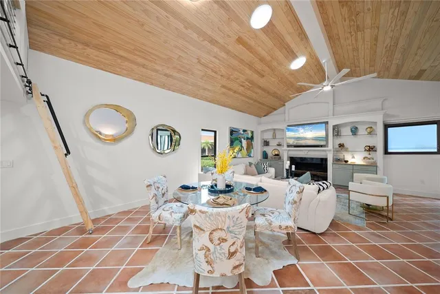 $1,999,000 | 718 Golden Beach Boulevard, Unit 1, Venice, FL 34285