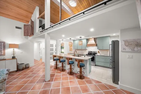 $2,199,000 | 718 Golden Beach Boulevard, Unit 1, Venice, FL 34285