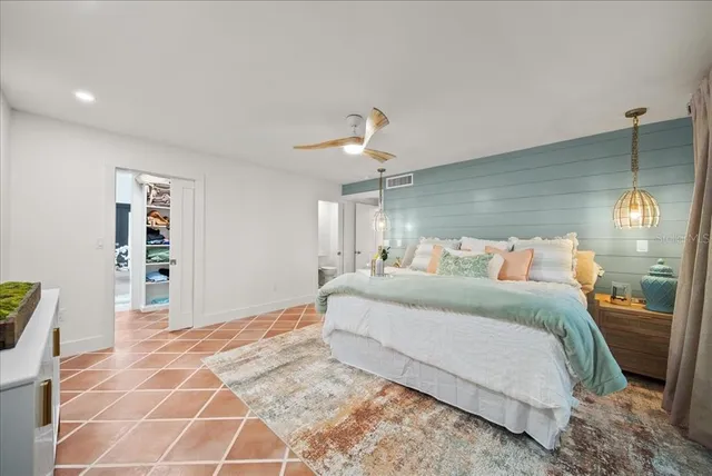 $1,999,000 | 718 Golden Beach Boulevard, Unit 1, Venice, FL 34285