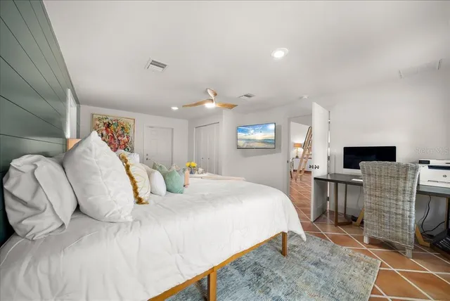 $1,999,000 | 718 Golden Beach Boulevard, Unit 1, Venice, FL 34285