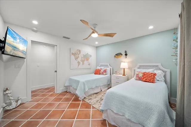 $1,999,000 | 718 Golden Beach Boulevard, Unit 1, Venice, FL 34285