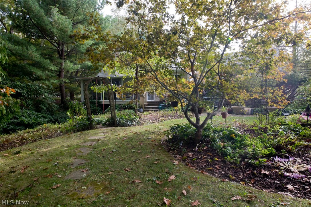 7236 Chagrin Road Chagrin Falls, OH 44023 - Photo 13 of 15 Gallery Image 13