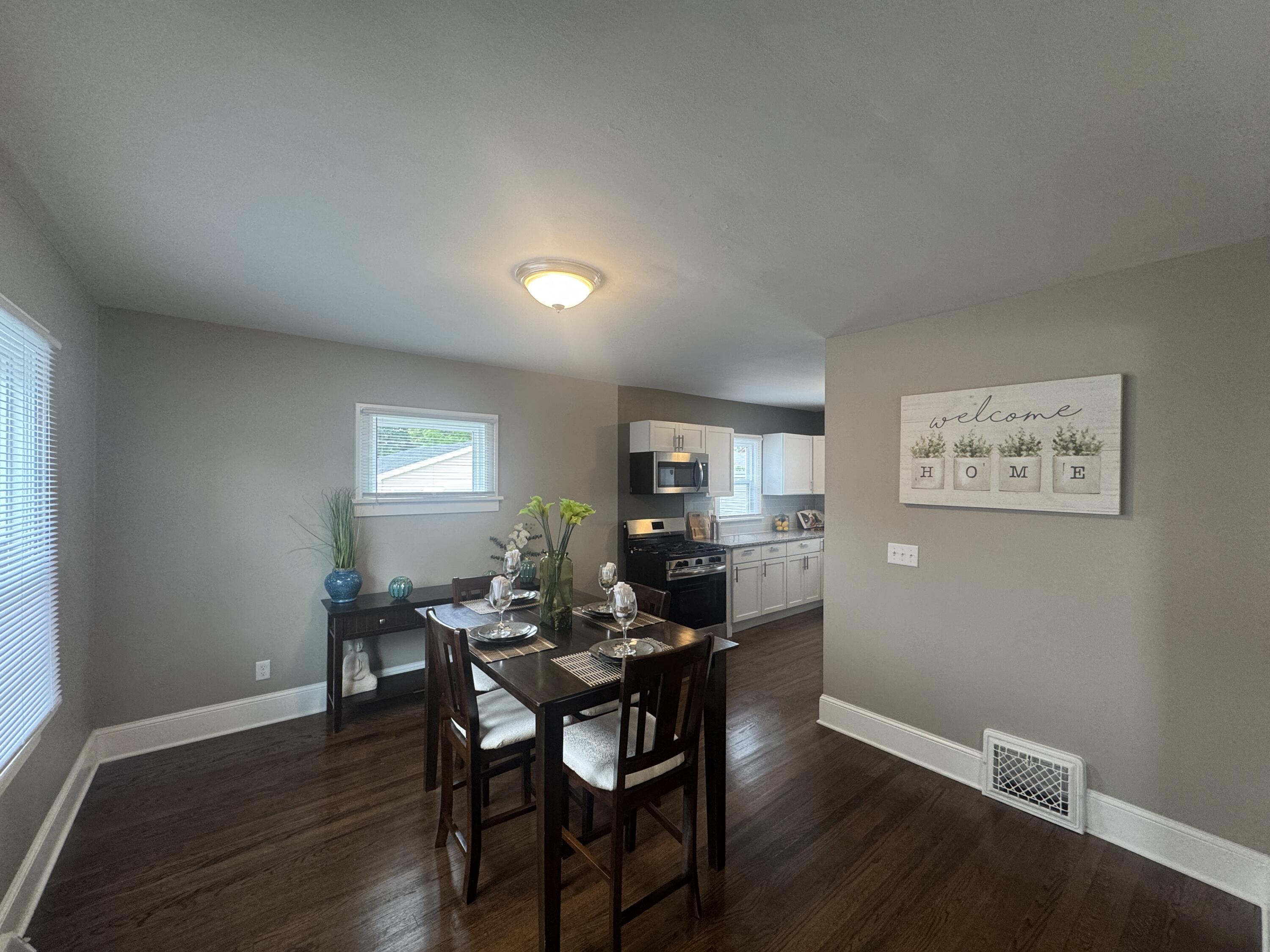 2220 75th Street Kenosha, WI 53143 - Photo 5 of 15 Dining room, angle 1