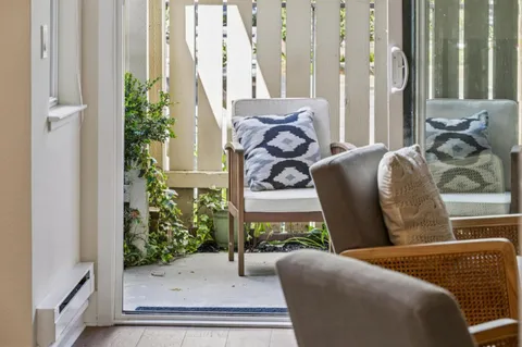 $388,000 | 195 Shoreline Court, Richmond, CA 94804