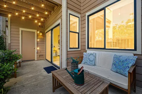 $388,000 | 195 Shoreline Court, Richmond, CA 94804