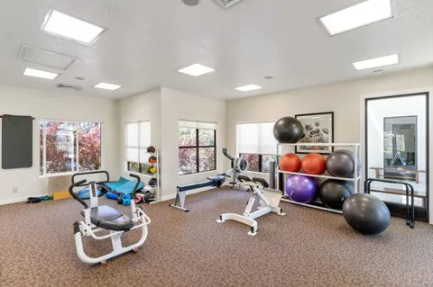 $388,000 | 195 Shoreline Court, Richmond, CA 94804