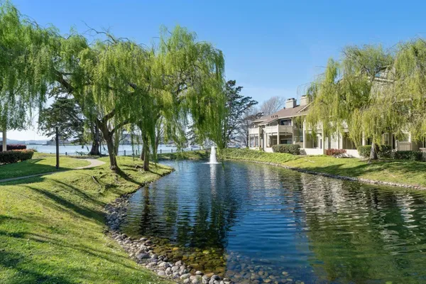 $388,000 | 195 Shoreline Court, Richmond, CA 94804