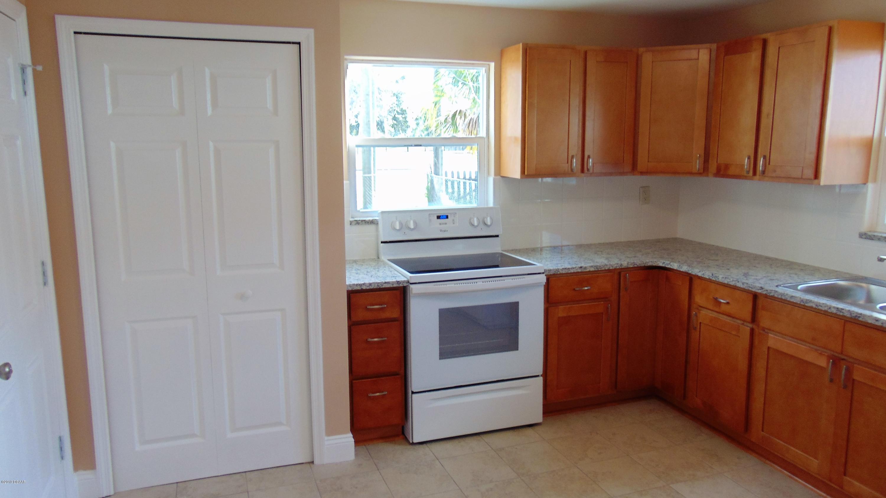 1151 Hampton Road Daytona Beach, FL 32114 - Photo 19 of 29 1151 Hampton Road