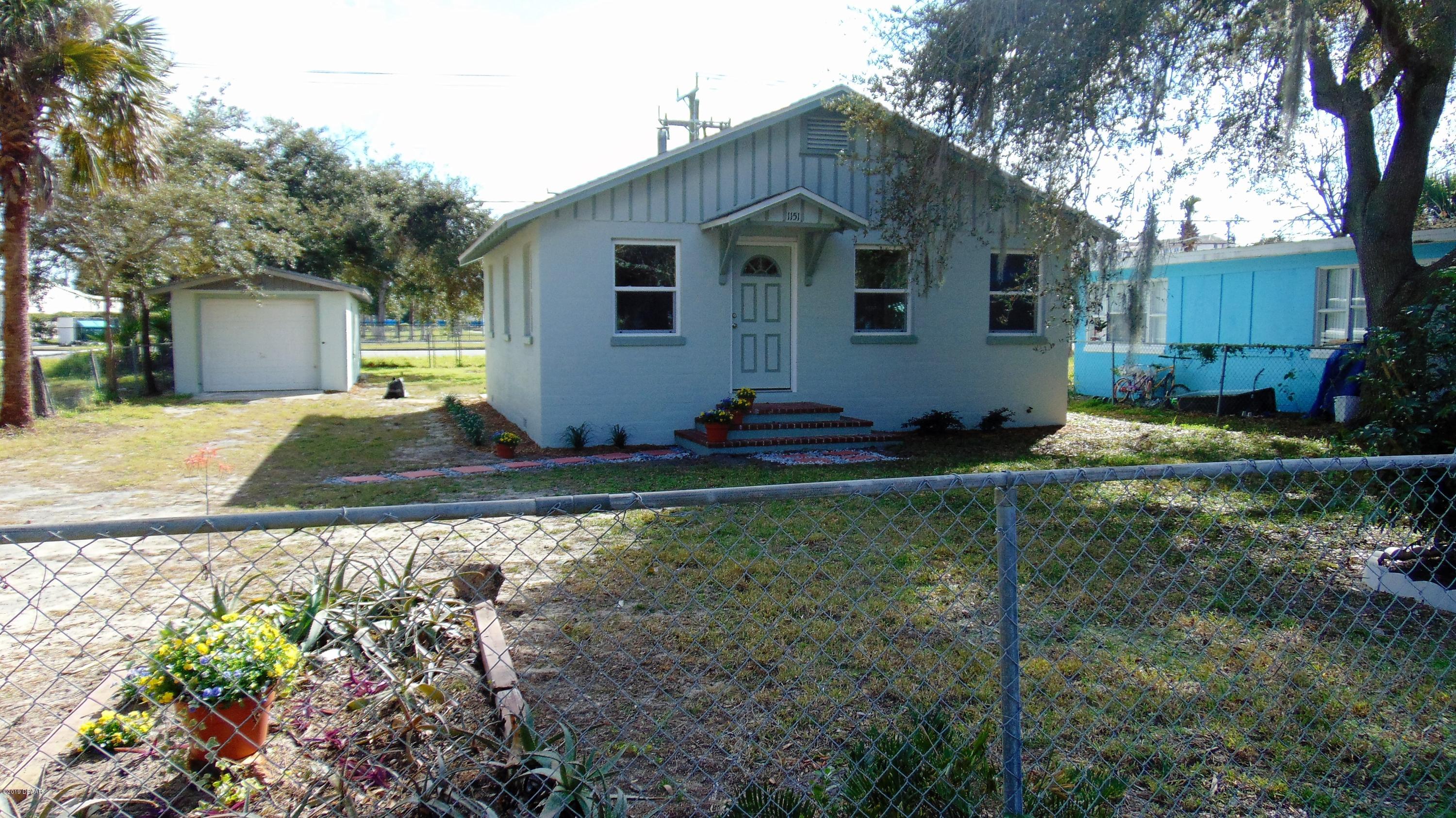 1151 Hampton Road Daytona Beach, FL 32114 - Photo 2 of 29 1151 Hampton Road